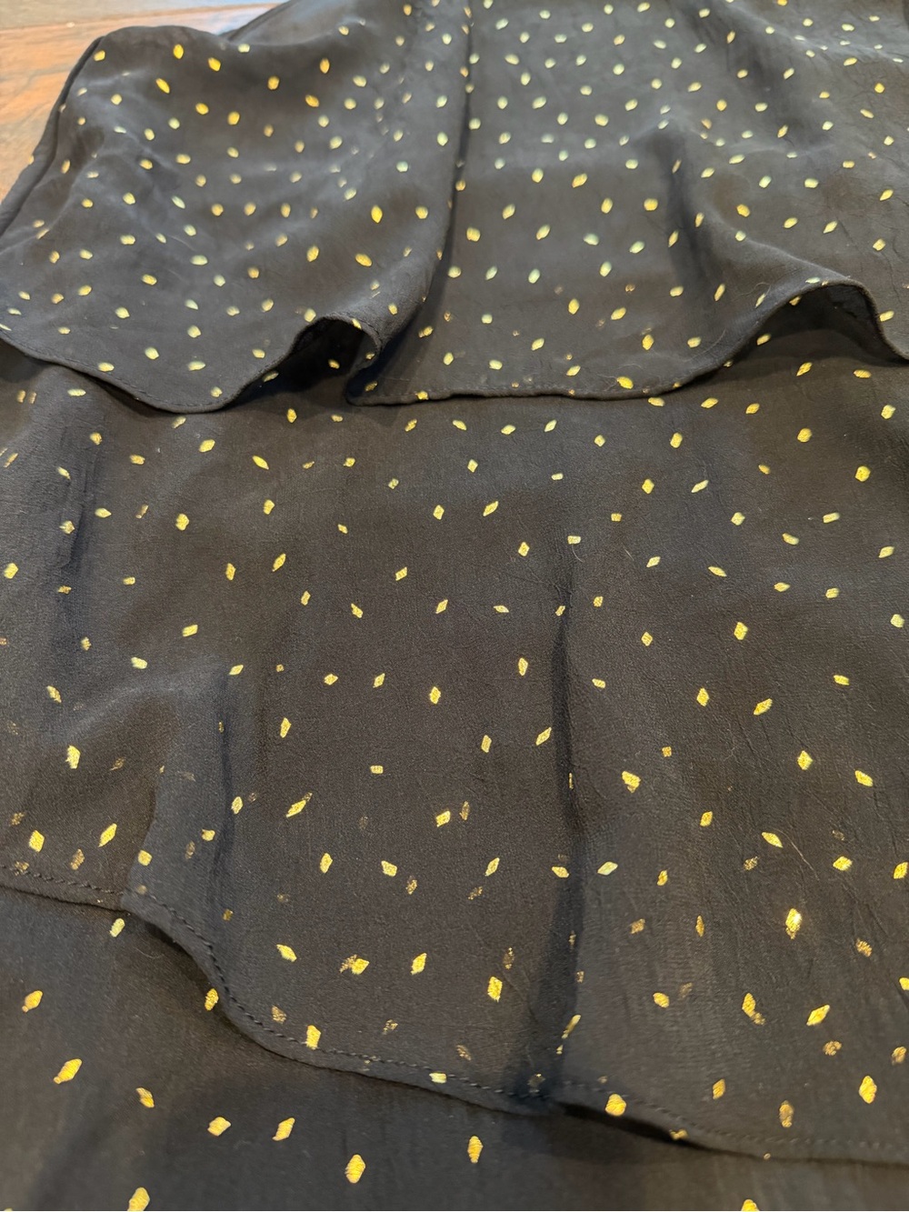 Ro & De Black Tiered Dress with Gold Accents midi sheer lined M - Picture 3 of 8